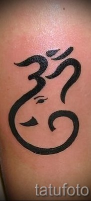 Fotó a tetoválásról OM 4