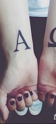 fotó az omega tetoválásról, 2017. 09. 12., 003 - omega tetoválás -