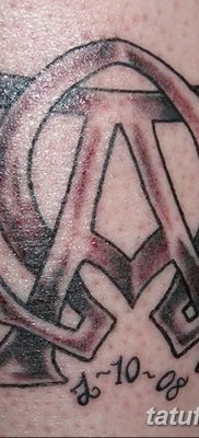 fotó az omega tetoválásról, 2017. 09. 12. №029 - tetoválás omega -