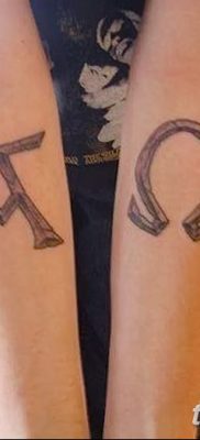 fotó az omega tetoválásról, 2017. 09. 12. №038 - omega tetoválás -