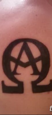 fotó az omega tetoválásról, 2017. 09. 12. №039 - omega tetoválás -