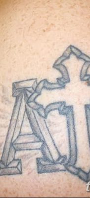 fotó az omega tetoválásról, 2017. 09. 12. №040 - omega tetoválás -