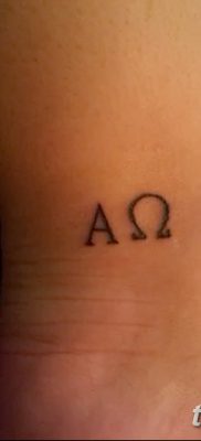 fotó az omega tetoválásról, 2017. 09. 12., №044 - omega tetoválás -