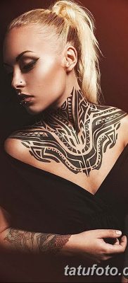 Fotódísz a nyak tetoválásán 2019.07.10 №003 - nyak tetoválás -