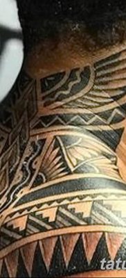 Fotódísz a nyak tetoválásán 2019.07.10 №005 - nyak tetoválás -