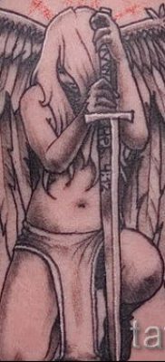 fotó egy bukott angyal tetoválásról a tetoválás jelentéséről szóló cikkhez - tatufoto.ru - 62