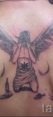 fotó egy bukott angyal tetoválásról a tetoválás jelentéséről szóló cikkhez - tatufoto.ru - 38