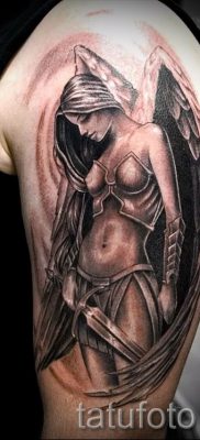 fotó egy bukott angyal tetoválásról a tetoválás jelentéséről szóló cikkhez - tatufoto.ru - 15