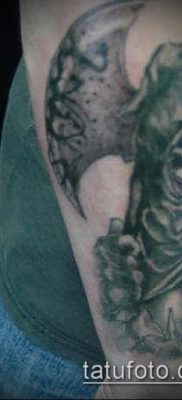 fotó hóhér tetoválásról (jelentése) - példa egy érdekes tetoválórajzra - 015