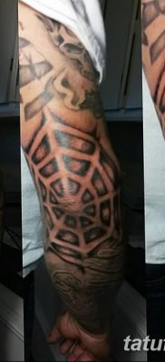 fotó a pókháló tetoválásról a könyökön, kelt 2018.02.06. №044 - tetováló pókháló a könyökön -