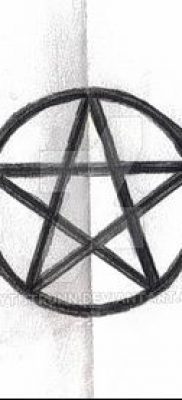 fotó egy pentacle tetoválásról, 2018. 06. 20. №117 - tetováló pentacle -