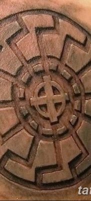 fotó tetoválás Perun kelt 2017.12.10. №072 - tetoválás Perun -