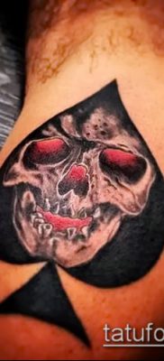 Fotó az ásó tetoválásról - példa - 29052017 - példa - 071 ásó tetoválás