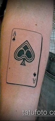 fotó tetováló ász ásóról (tetoválás) (érték) - példa rajz - 045