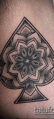 fotó tetováló ász ásóról (tetoválás) (érték) - példa rajz - 024