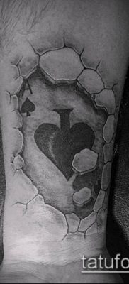 fotó tetováló ász ásóról (tetoválás) (érték) - példa rajz - 022