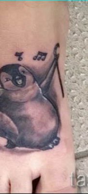 foto-tatu-pingvin-dlya-stati-pro-znachenie-tatuirovki-pingvin-035-tatufoto-ru
