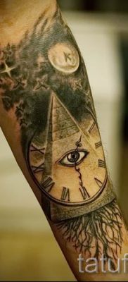 Fotó piramis tetoválásról egy cikkhez a piramisos tetoválás jelentéséről - tatufoto.ru - 45