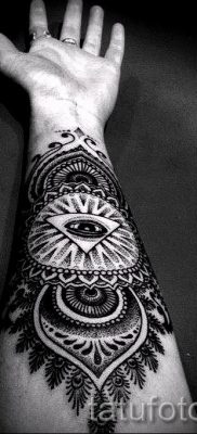 Fotó piramis tetoválásról egy cikkhez a piramisos tetoválás jelentéséről - tatufoto.ru - 36