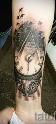 Fotó piramis tetoválásról egy cikkhez a piramisos tetoválás jelentéséről - tatufoto.ru - 20