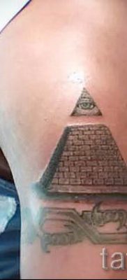 Fotó piramis tetoválásról egy cikkhez a piramis tetoválás jelentéséről - tatufoto.ru - 15