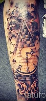 Fotó piramis tetoválásról egy cikkhez a piramisos tetoválás jelentéséről - tatufoto.ru - 4