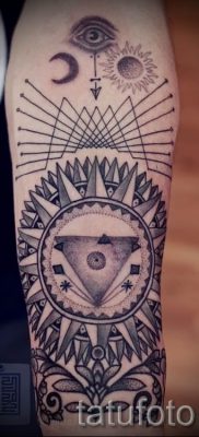 Fotó piramis tetoválásról egy cikkhez a piramis tetoválás jelentéséről - tatufoto.ru - 2