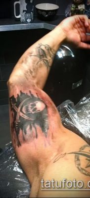 fotó egy kalóz tetoválásról (jelentése) - példa egy érdekes tetoválási rajzra - 016