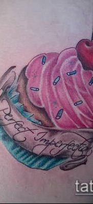 fotó egy tetoválásról PIE (Body tattoo cake) (érték) - példa rajz - 056