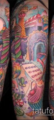 fotó egy tetoválásról PIE (Body tattoo cake) (érték) - példa rajz - 052