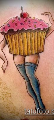 fotó egy tetoválásról PIE (Body tattoo cake) (érték) - példa rajz - 034