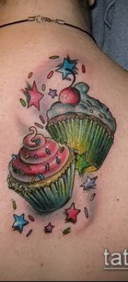 fotó egy tetoválásról PIE (Body tattoo cake) (érték) - példa rajz - 033