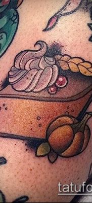 fotó egy tetoválásról PIE (Body tattoo cake) (érték) - példa rajz - 029