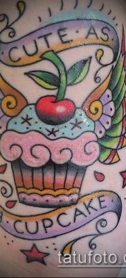 fotó egy tetoválásról PIE (Body tattoo cake) (érték) - példa rajz - 026