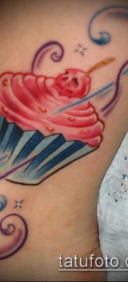 fotó egy tetoválásról PIE (Body tattoo cake) (érték) - példa rajz - 024