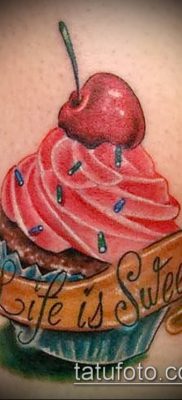fotó egy tetoválásról PIE (Body tattoo cake) (érték) - példa rajz - 023