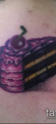 fotó egy tetoválásról PIE (Body tattoo cake) (érték) - példa rajz - 021