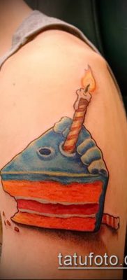 fotó egy tetoválásról PIE (Body tattoo cake) (érték) - példa rajz - 020