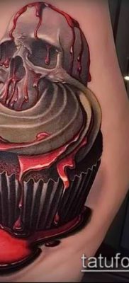fotó egy tetoválásról PIE (Body tattoo cake) (érték) - példa rajz - 014