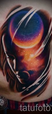 A bolygótetoválás fényképes példája a bolygótetoválás jelentését bemutató cikkhez - tatufoto.ru - 22