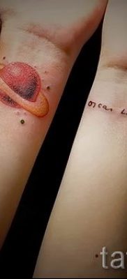 A bolygótetoválás fényképes példája a bolygótetoválás jelentését bemutató cikkhez - tatufoto.ru - 20