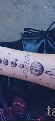 A bolygótetoválás fényképes példája a bolygótetoválás jelentését bemutató cikkhez - tatufoto.ru - 18