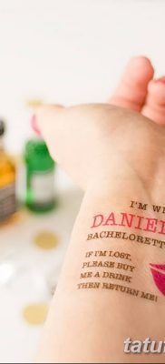 fotó csók tetoválás 2018.02.21 -től №036 - tetováló csók -