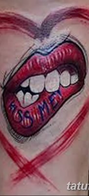 fotó csók tetoválás 2018.02.21 -től №045 - tetováló csók -