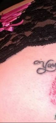 fotó csók tetoválás 2018.02.21 -től №048 - tetováló csók -