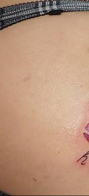 fotó csók tetoválás 2018.02.21 -től №052 - tetováló csók -