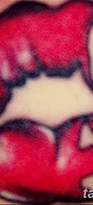 fotó csók tetoválás 2018.02.21 -től №057 - tetováló csók -