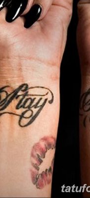 fotó csók tetoválás 2018.02.21 -től №094 - tetováló csók -