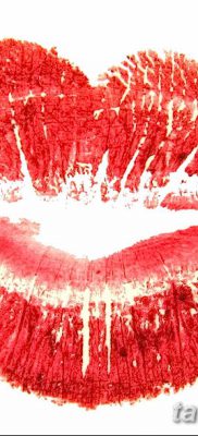 fotó csók tetoválás 2018.02.21 -től №095 - tetováló csók -