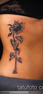 napraforgó tetoválás fotó (jelentése) - példa egy érdekes tetoválási rajzra - 071